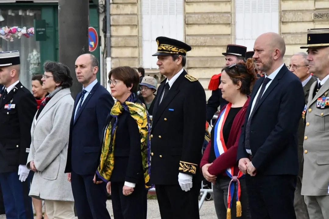 souvenir des victimes et des héros de la déportation.